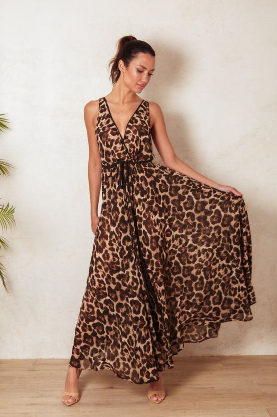 Women Wonderlust | Lucie Dress Leopard Edition